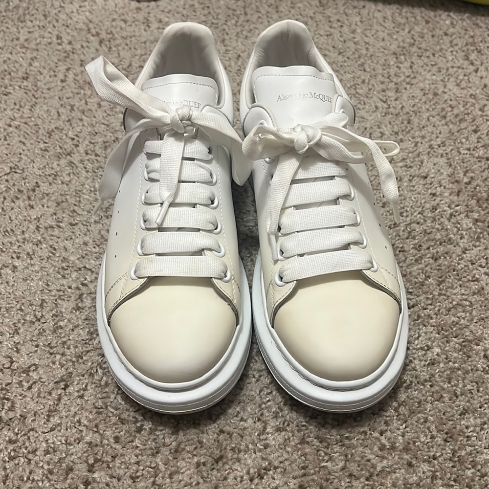 Women’s Alexander McQUEEN SNEAKERS size 39
